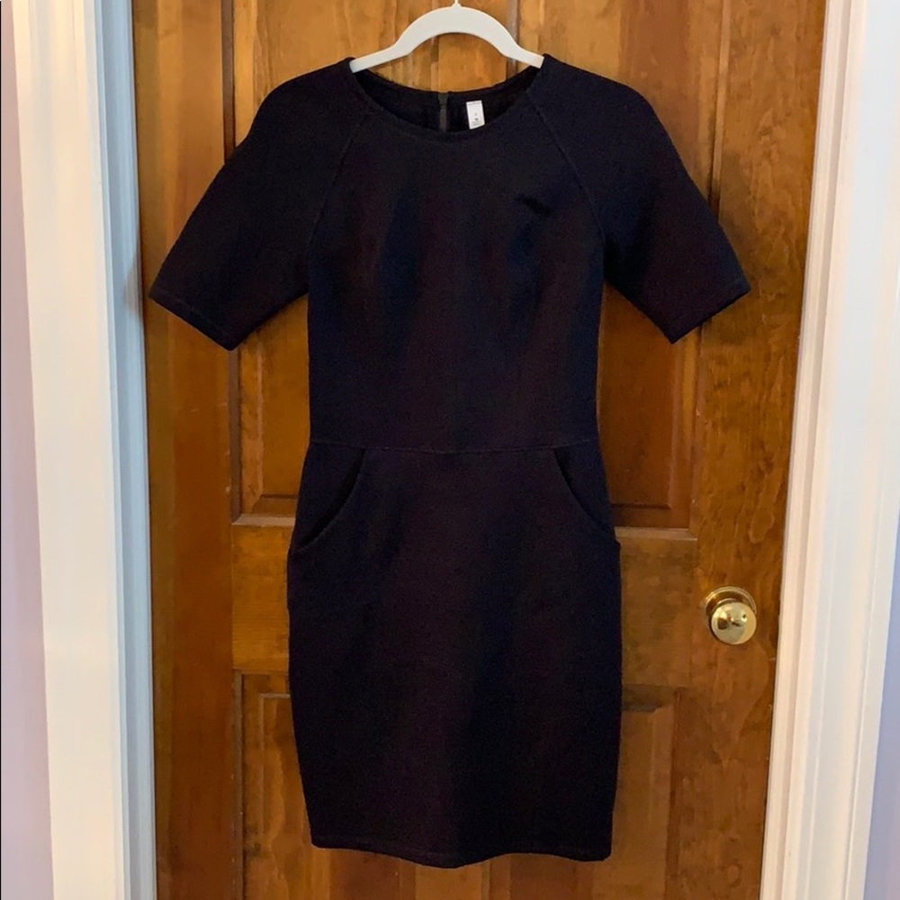 NWOT Lululemon Power Date Dress 6 Black